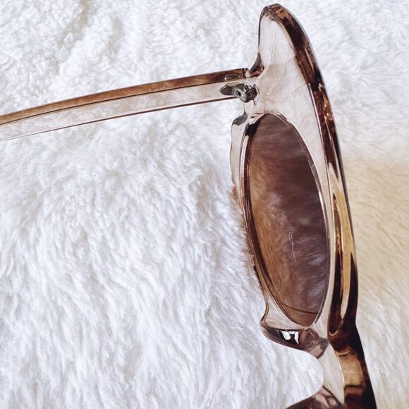 Eliza Brown Butterfly-shaped Sunglasses - Picture 8 of 13